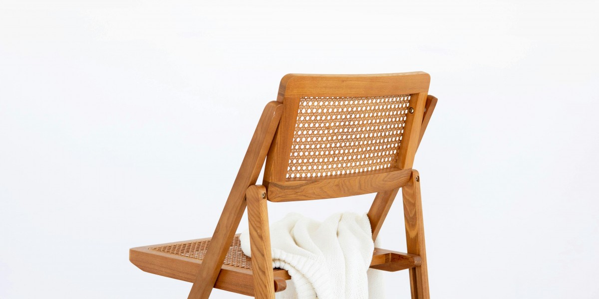 A Guide to Wooden Chairs & Back-Friendly Seating Solutions