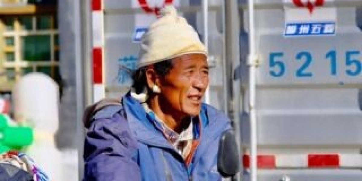 What Are the Benefits of Taking a Tibetan Tour?